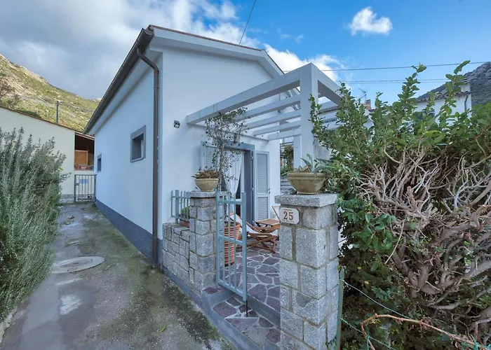 Casa Celeste - Goelba * Pomonte